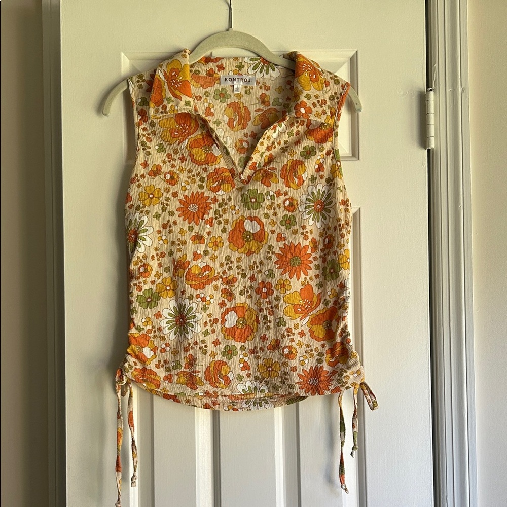 Vintage Inspired Floral Sleeveless Top - Orange and Green - Picture 8 of 9